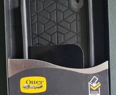Otterbox Strada