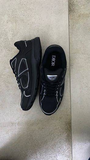 Dior B30