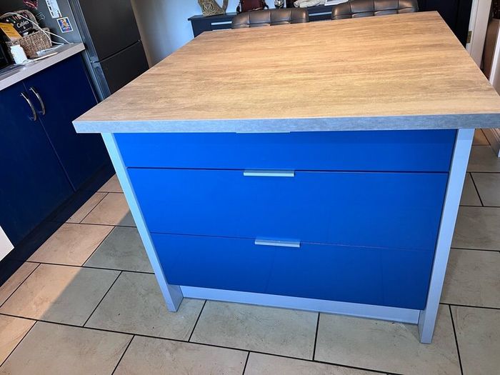 Kitchen Island