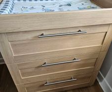 Baby changing unit