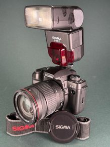Sigma SA-7 Film SLR camera kit