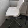 IKEA SNILLE White Swivel Chair Image 2