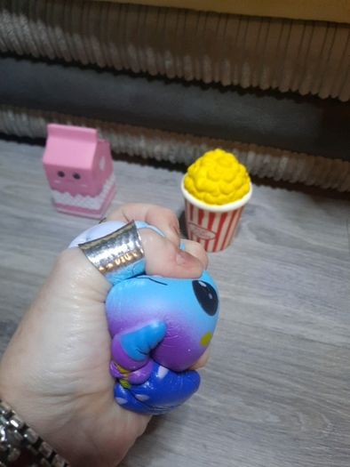 3 squishy toys