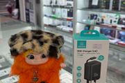 USAMS UK Type-C Retractable Charger