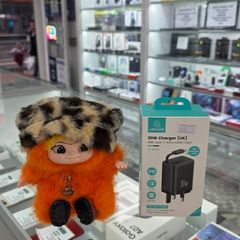 USAMS UK Type-C Retractable Charger