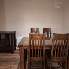Kitchen / dining table & chairs with matching sideboard unit