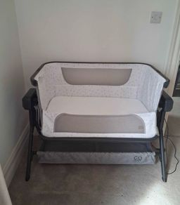 Baby Elegance Baby Co-Glide Electric Bedside Crib