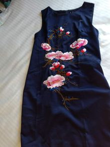 Izabel London embroidered floral shift dress