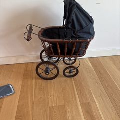 Vintage Dolls pram