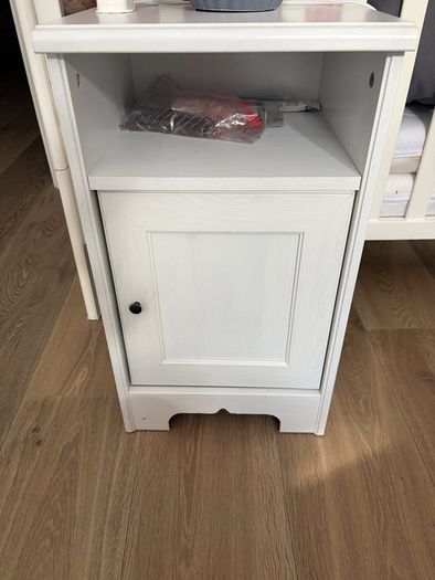 Bedside table