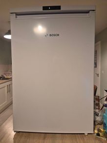 Bosch undercounter fridge