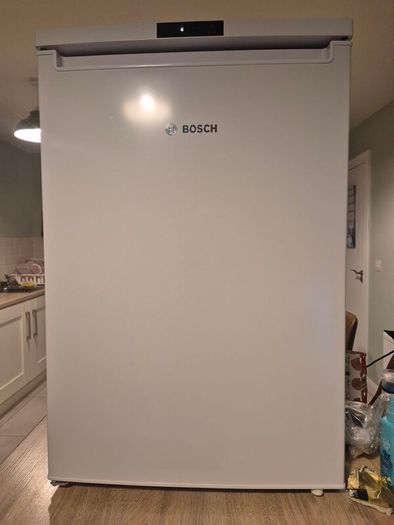 Bosch undercounter fridge