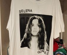 New Selena Gomez T shirt size medium