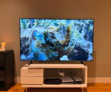 Samsung 65 Q60D QLED 4K Smart TV Excellent Condition