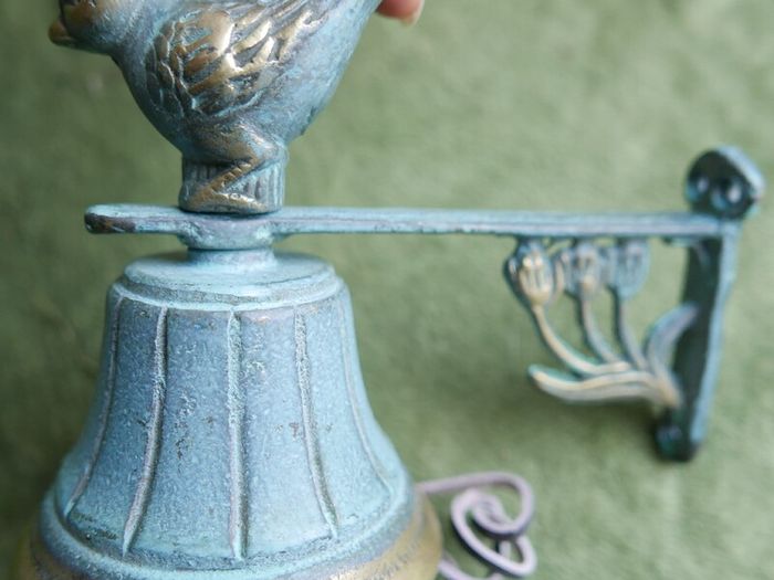 CAST IRON Wall Mount Hummingbird Welcome Bell Rustic Farm/Garden/Patio Door Decor