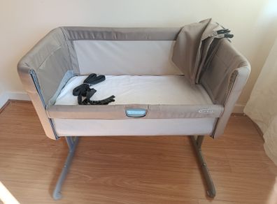 Graco Bedside Cot in Excellent Condition