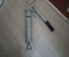 grease gun