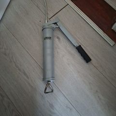 grease gun