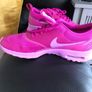 Girls nike trainers size 3.5 reduced Image 4