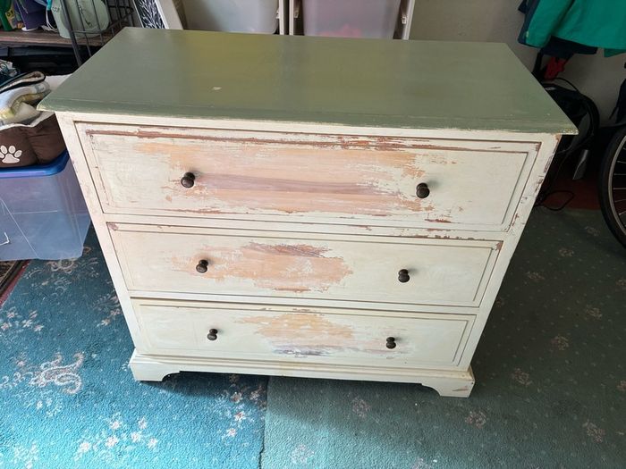 Chest of Drawers
