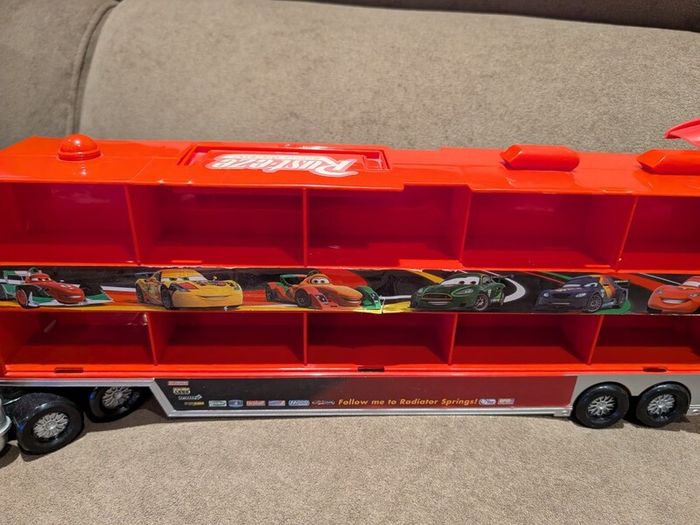 Large Mack Hauler Playset, Disney Pixar Cars 2