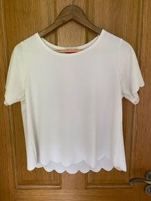 Women's Red Chilli White Cream Short Sleeve Crop  Top | Size M