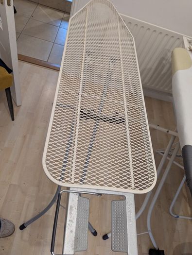 Brabantia ironing board