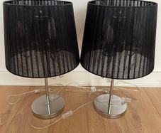 Set of 2 bedside table lamps