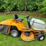 cub cadet ride on mower Image 3