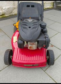 Mountfield self drive mulching lawnmower in new condition which starts first pull.