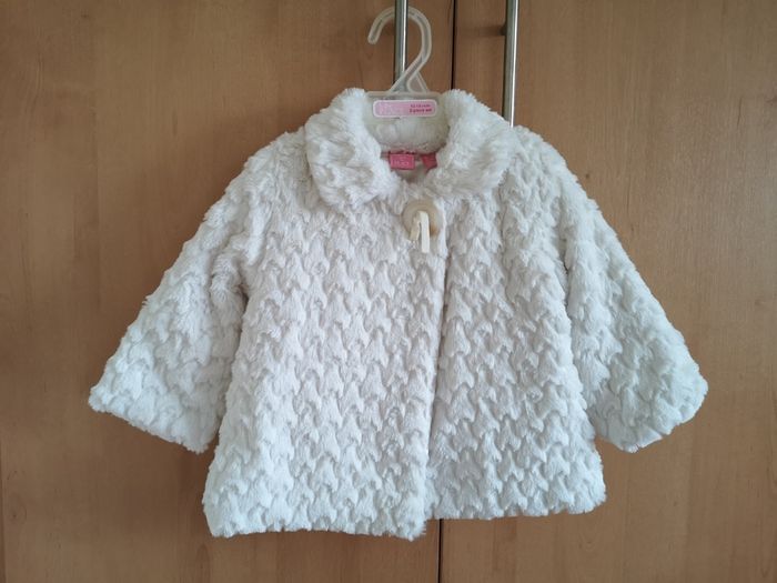 Cream Fur Coat with matching Hat