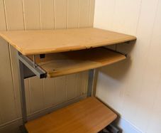 desk table