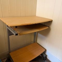 desk table