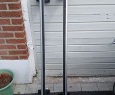 Roof bars