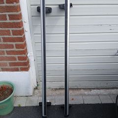 Roof bars