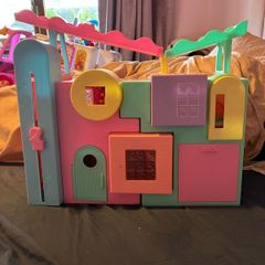 lol house with furniture and 3 dolls