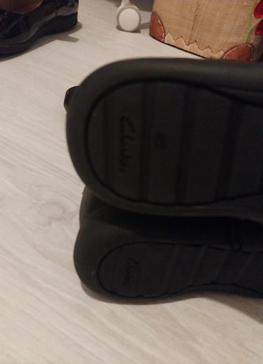 New Girls Clarkes black leather boots size 12 G