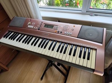 Keyboard Yamaha PSR-E303 /E313