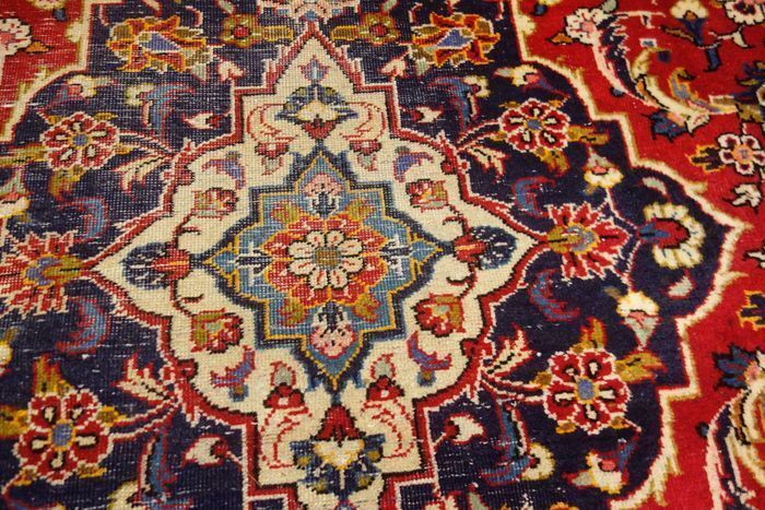 P.ersian Keshan Rug 3.50 x 2.44m (PK)