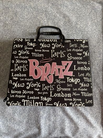 bratz carry case
