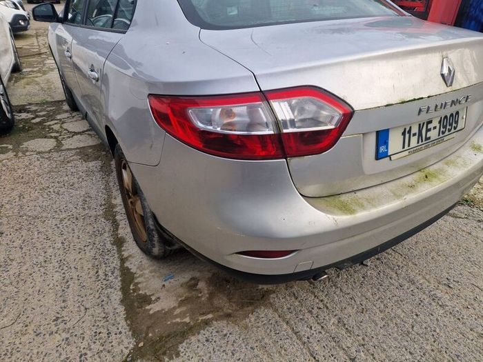 Renault fluence 2011 parts