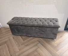 Blanket box