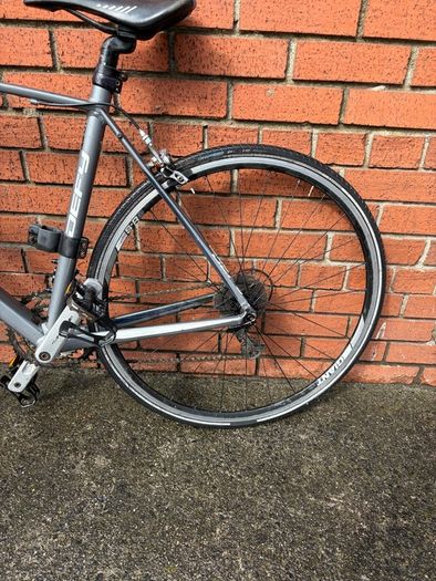 giant defy road bike