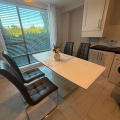 dinning table