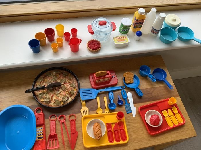 ELC play kitchen with accessories.