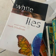 Huge Clearout of books