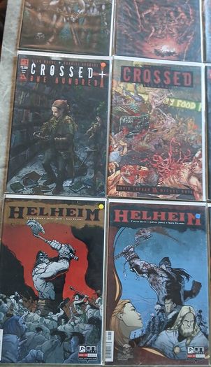 Horror comics mix bundle/joblot 25 issues