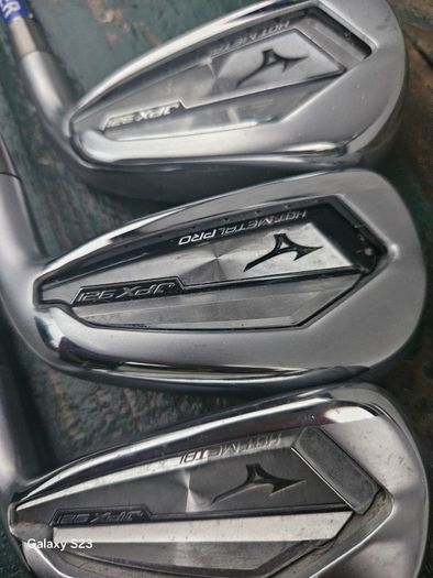 Golf clubs