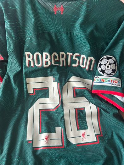 Liverpool players shirt