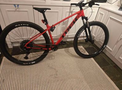 Trek Marlin 6 Bike